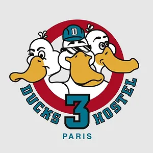 The 3 Ducks Eiffel Tower By Hiphophostels París